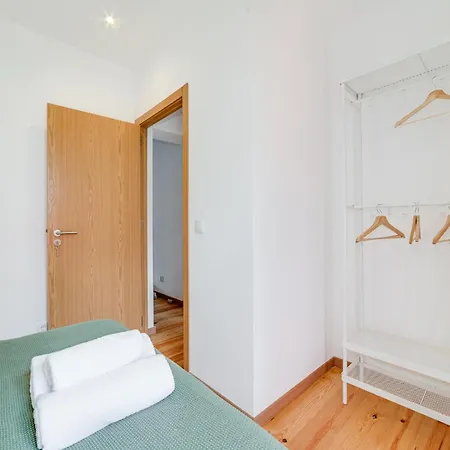 Apartment Campolide Charm