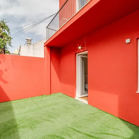 Campolide Charm Apartment *