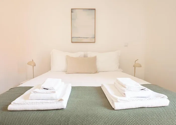 Campolide Charm Appartement *